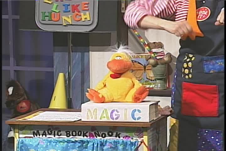 Thumbnail image for The Magic Book Nook-09-CharlieChicken