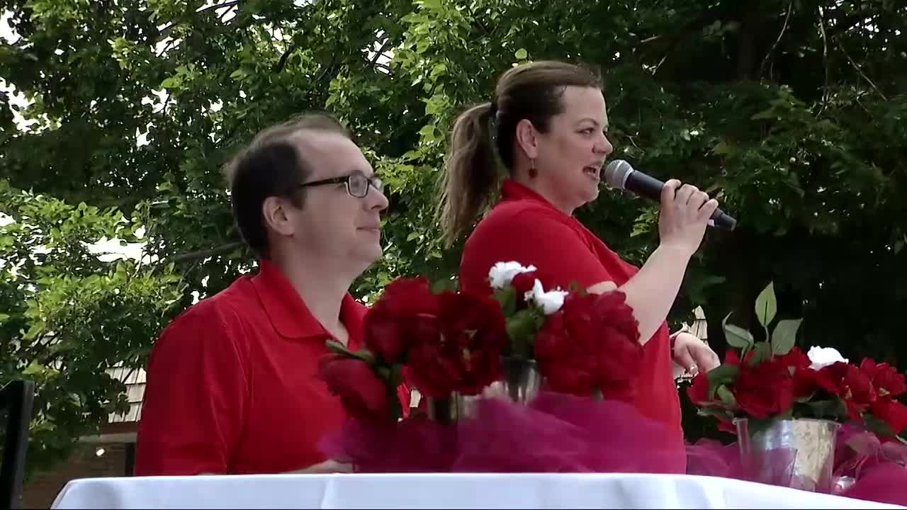 Thumbnail image for Hopkins Raspberry Days Grande Day Parade July 13, 2023